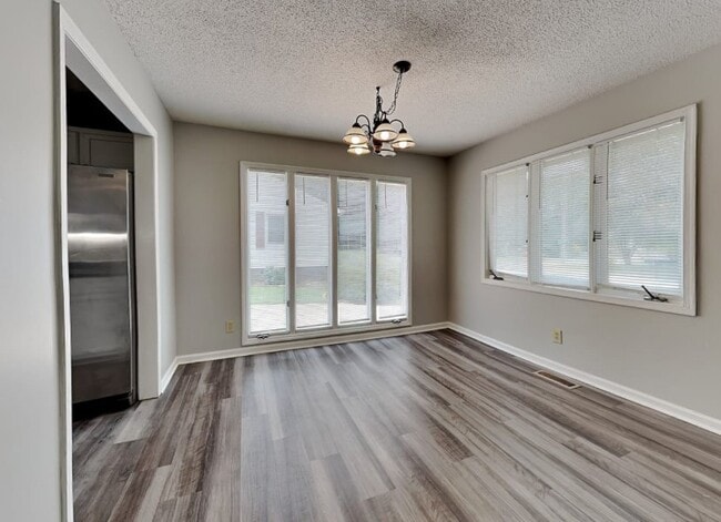 Building Photo - 109 Newport Dr