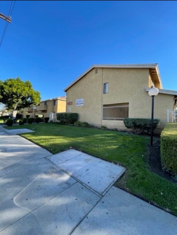 Primary Photo - 4631 Hedrick Ave