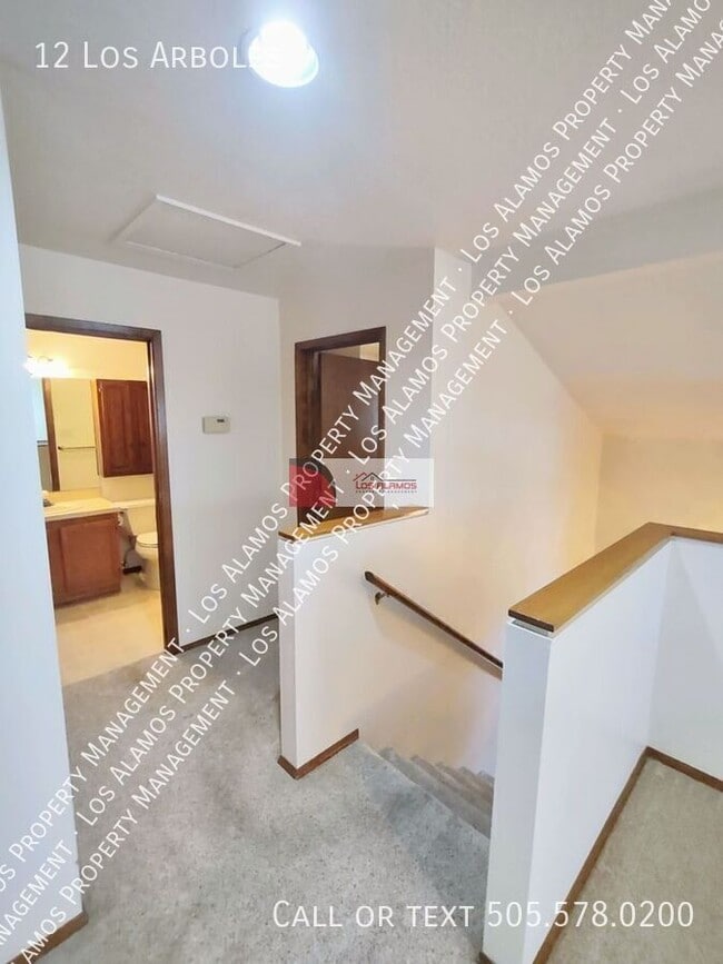 Building Photo - 12 Los Arboles Dr