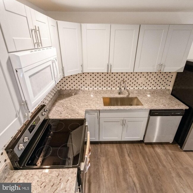 Building Photo - 25532 Byrnes Crossing Dr