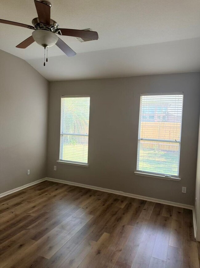 Building Photo - 26327 Whittmore Fields Dr