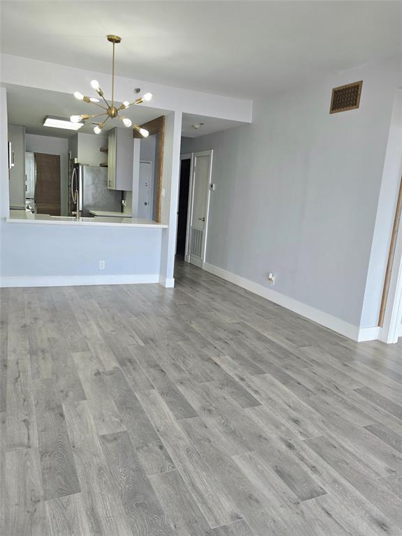 Building Photo - 7700 Seawall Blvd