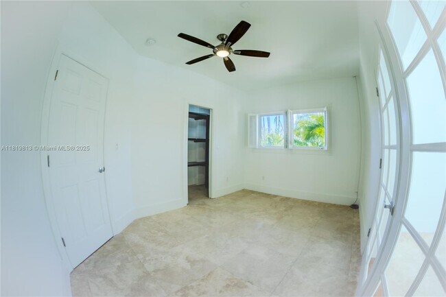 Building Photo - 6540 SW 135th Terrace