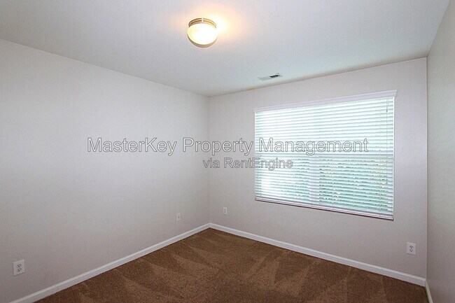 Building Photo - 508 Bayou Ct