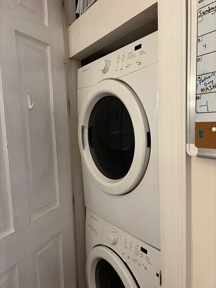 Building Photo - 34 Greenwich Park