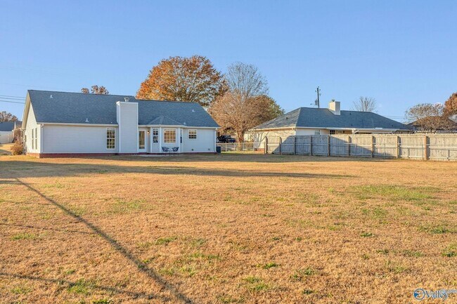 Building Photo - 113 Delta Pine Dr