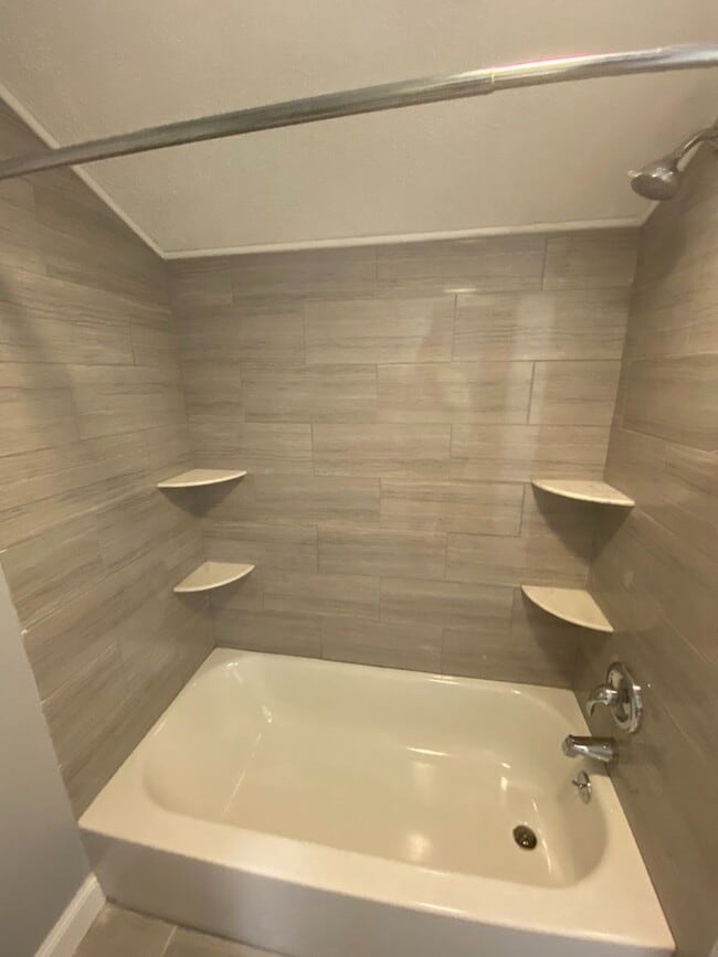 Building Photo - 363 Sherman Ave