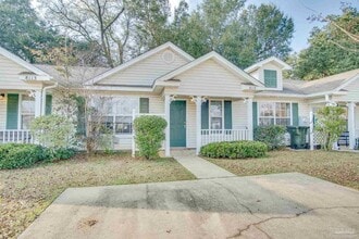 Building Photo - 8115 Heirloom Dr