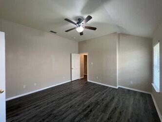 Building Photo - 4836 Stetson Dr S