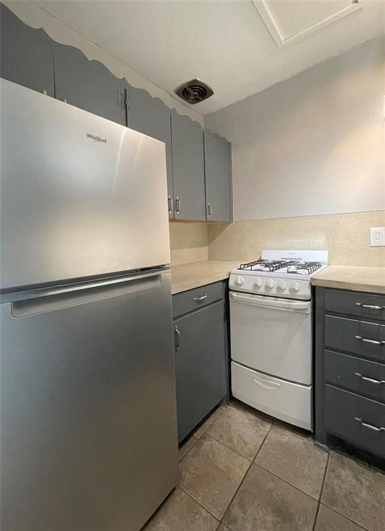 Building Photo - 6601 NW 30th Terrace