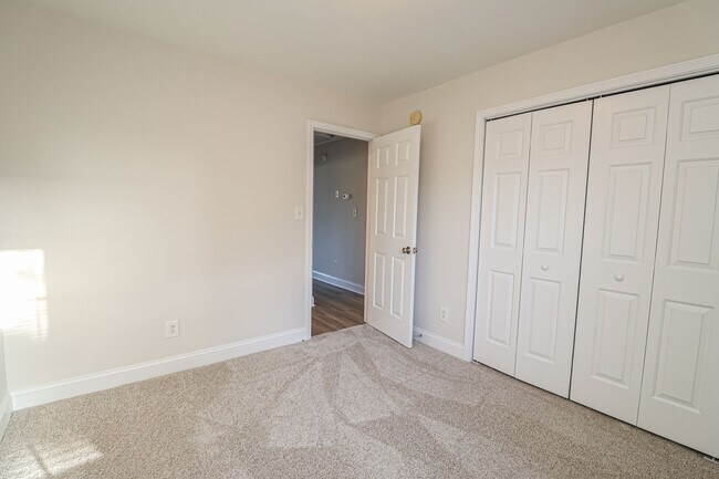 Building Photo - (Coming Soon) Charming 3 Bedroom Ranch in ...