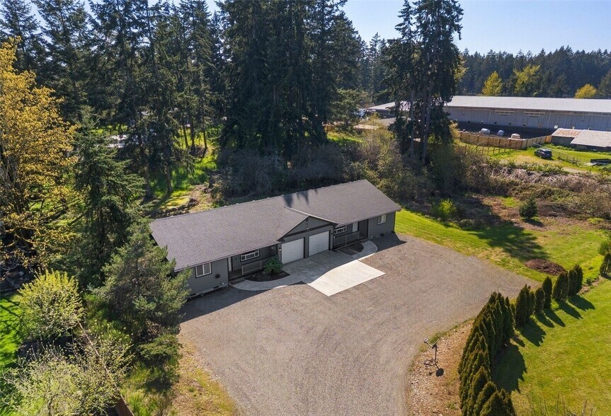 Building Photo - 22428 S Prairie Rd E