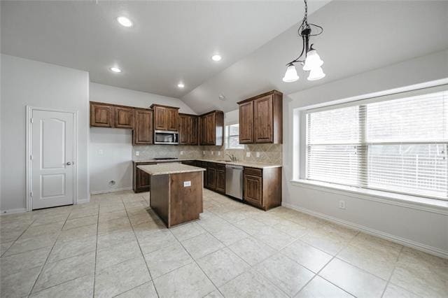 Building Photo - 2100 Benjamin Creek Dr