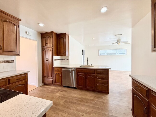 Building Photo - Newly Remodeled San Bruno Home - Easy SF/Silicon Valley Commute