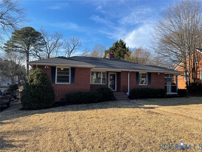 Primary Photo - 1310 Forest Ave