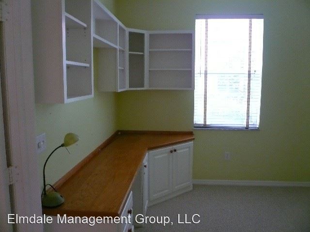 Building Photo - 3 br, 2 bath House - 1674 Victoria Circle