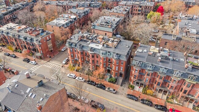 Building Photo - 28 Dartmouth St