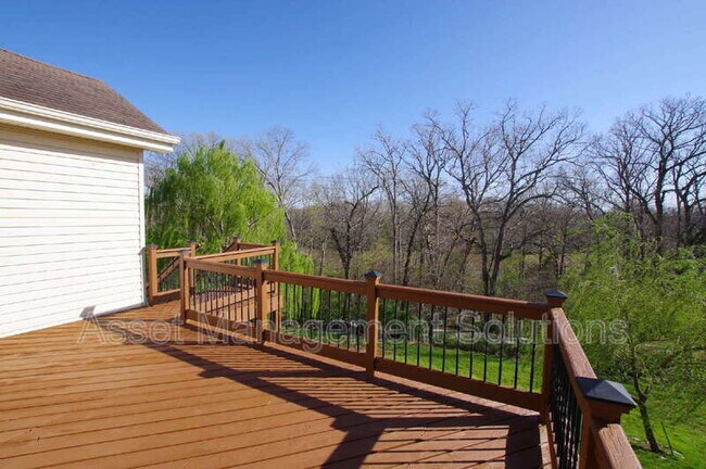Building Photo - 119 Carlton Point Dr