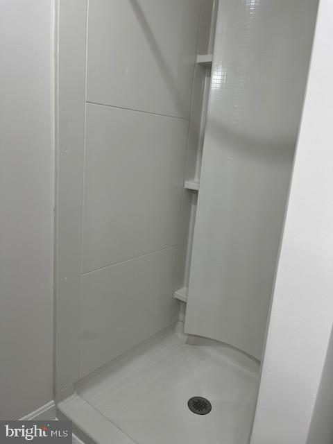 Building Photo - 7511 Weatherby Dr