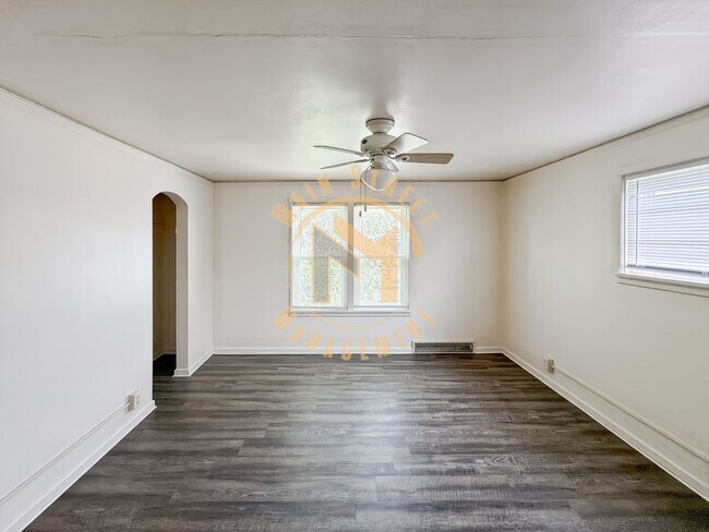 Building Photo - 1430 N 8th St