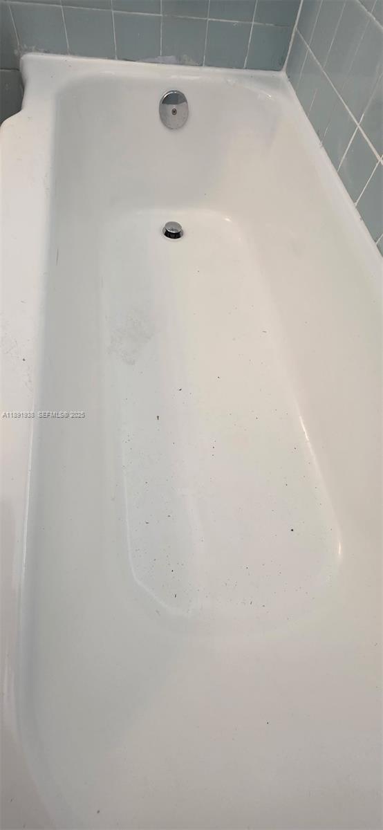 Building Photo - 664 W 29th St