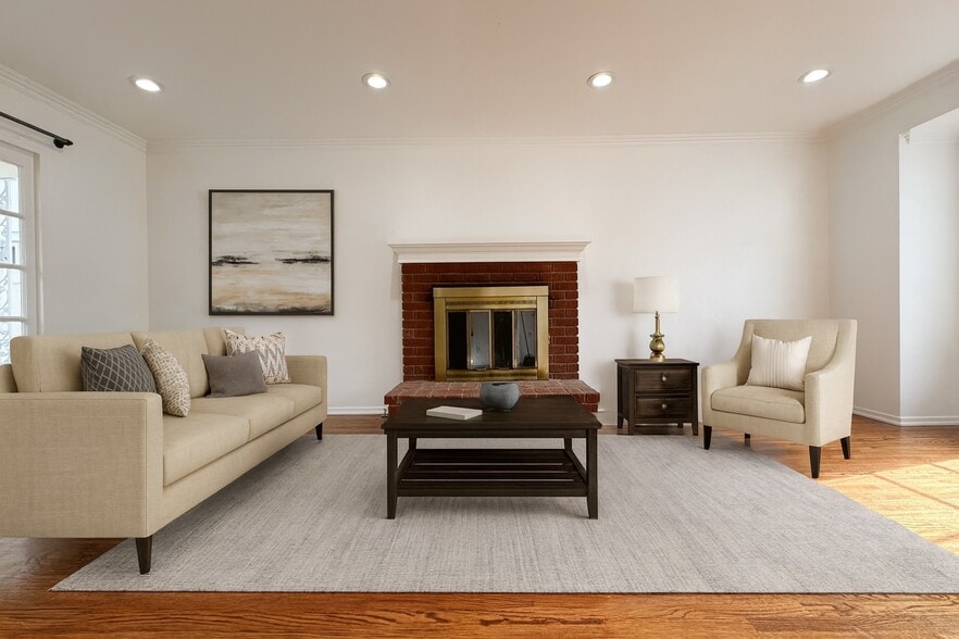 living room s - 4918 Haskell Ave