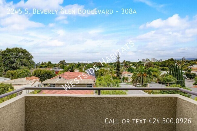 Building Photo - 2245 S Beverly Glen Blvd