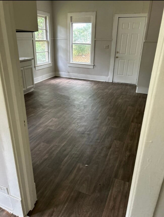 Building Photo - 3903 Polk St