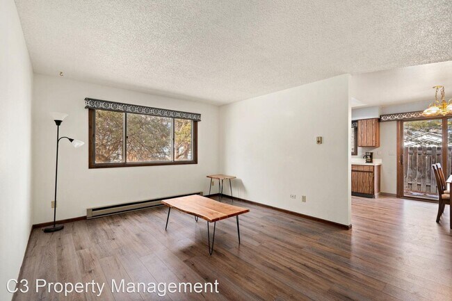Building Photo - 4 br, 2 bath House - 2800 Sagebrush Drive