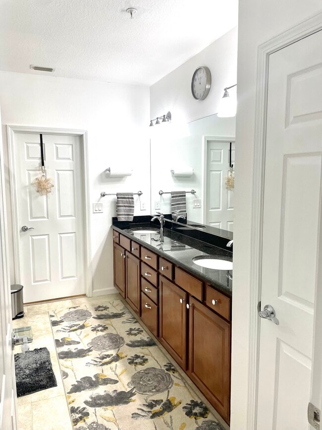 Building Photo - 11690 Surfbird Cir