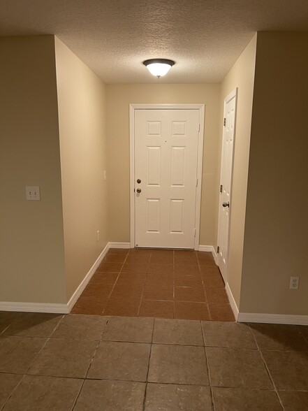 Building Photo - 14957 Perdido Dr