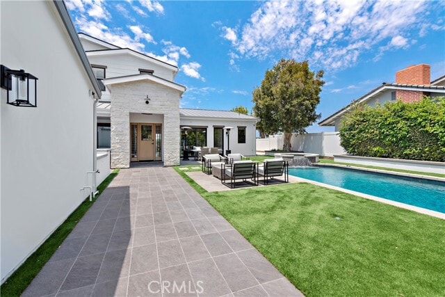 Building Photo - 2507 Alta Vista Dr