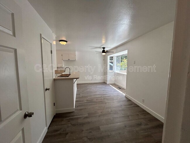 Building Photo - 5535 Olinda Rd