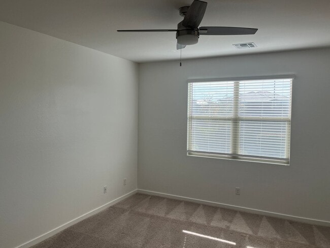 Building Photo - 19915 W Badgett Ln