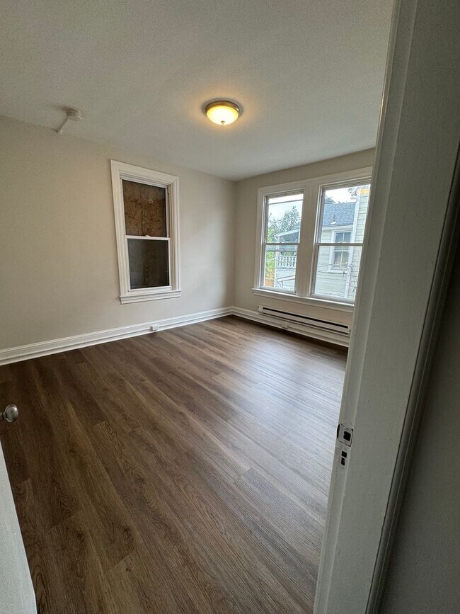 Building Photo - 55 E Antietam St