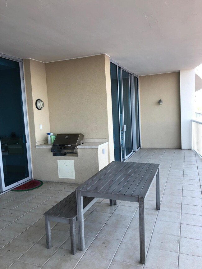 Building Photo - 6422 US-98-