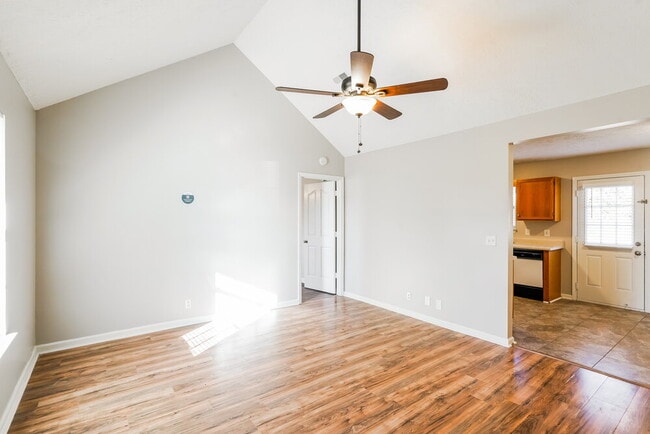 Building Photo - 114 Antler Dr