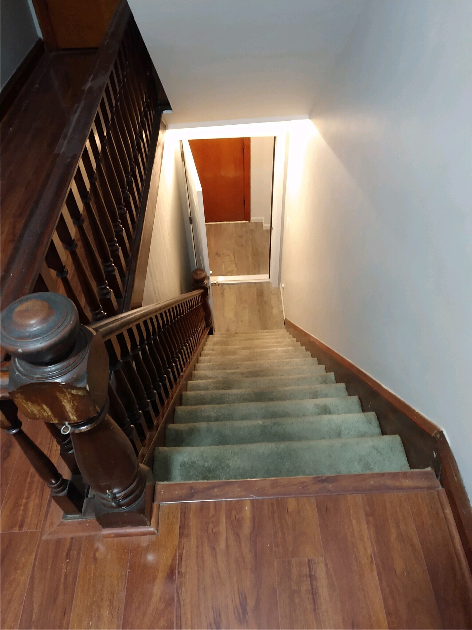 Building Photo - 1357 N Main Ave