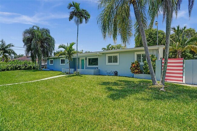 Building Photo - 16000 N Miami Ave