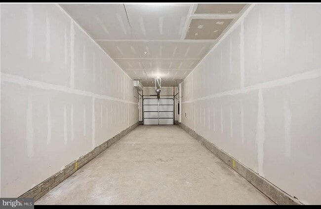 Building Photo - 4768 Sully Pt Ln