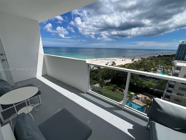 Building Photo - 100 Lincoln Rd