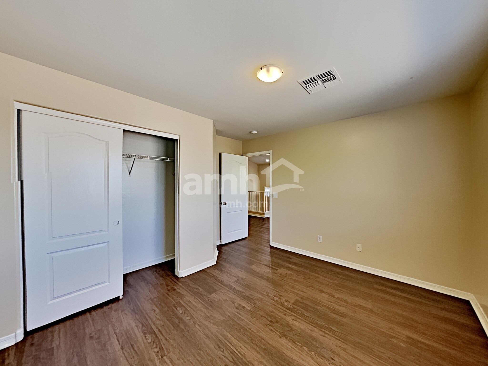 Building Photo - 8338 W Payson Rd