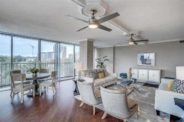 Primary Photo - 3310 Fairmount-20412