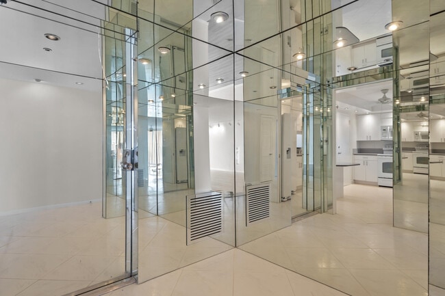 Building Photo - 4750 S Ocean Blvd