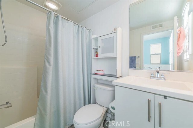 Building Photo - 118 Cadence