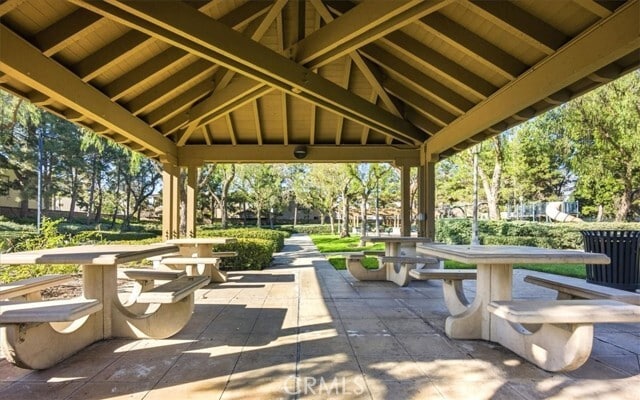 Building Photo - 8 Madagascar