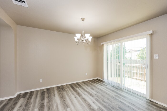 Building Photo - 11233 Forest Pass Ct