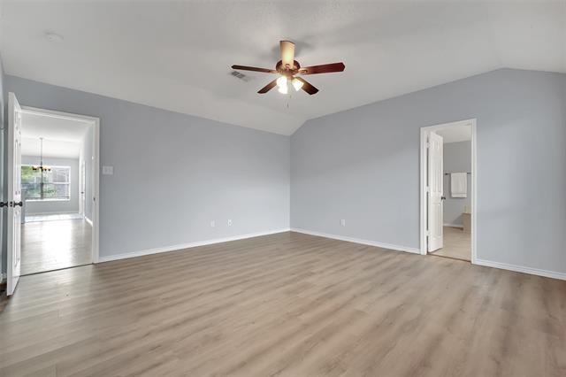 Building Photo - 421 Parkshire Dr