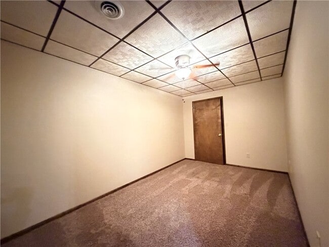 Building Photo - 24 W Pike St