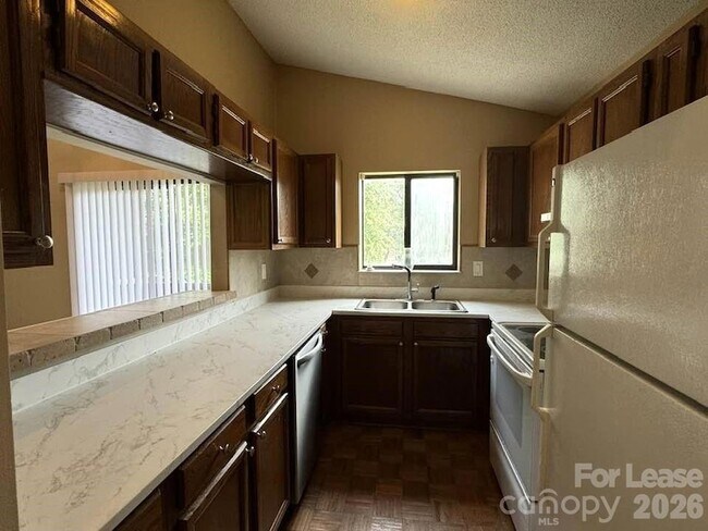 Building Photo - 722 Mallard Head Pl